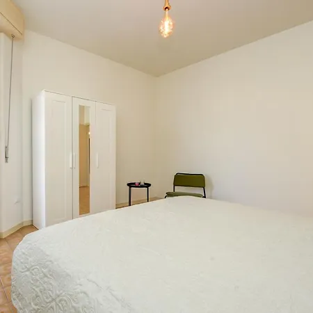 Garda Retreat - And Every Service A 50mt Apartment